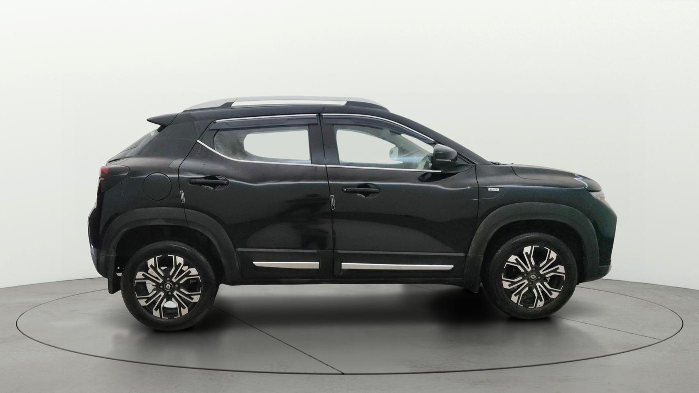 2024 Renault Kiger RXZ AMT, Petrol, Automatic, 14,527 km, Right Side View