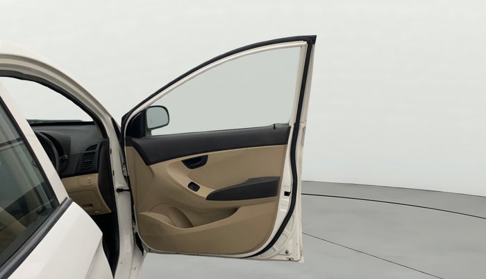 2018 Hyundai Eon ERA +, Petrol, Manual, 63,286 km, RHS Front Door