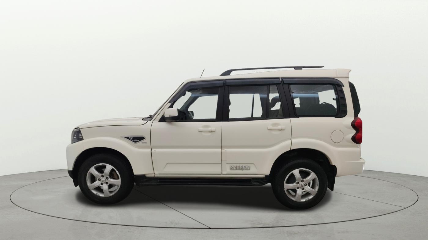 2020 Mahindra Scorpio S11 2WD, Diesel, Manual, 28,401 km, Left Side