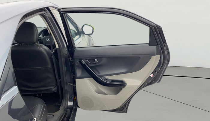 2018 Tata NEXON KRAZ MT PETROL, Petrol, Manual, 57,417 km, RHS Rear Door