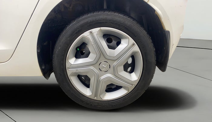 2021 Tata ALTROZ XM PLUS PETROL, Petrol, Manual, 1,21,098 km, Left Rear Wheel