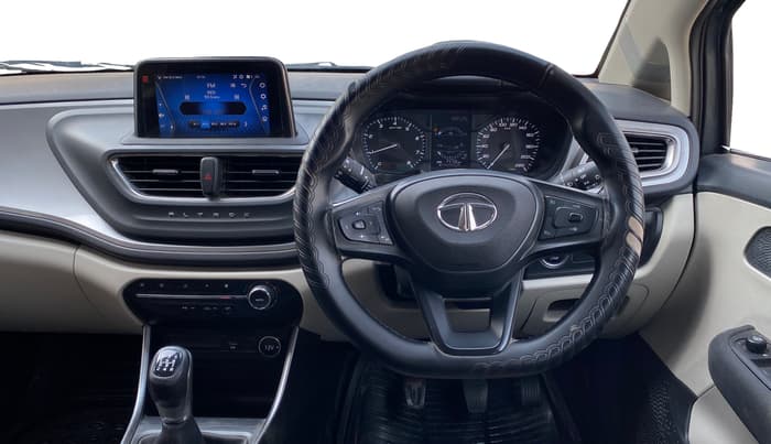 2022 Tata ALTROZ XZ PETROL, Petrol, Manual, 24,698 km, Steering Wheel Close Up