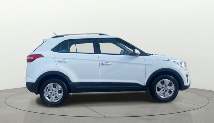 2017 Hyundai Creta E PLUS 1.6 PETROL, Petrol, Manual, 1,05,784 km, Right Side View