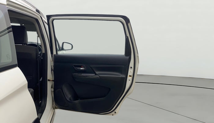 2021 Maruti XL6 ZETA MT, Petrol, Manual, 1,02,876 km, RHS Rear Door