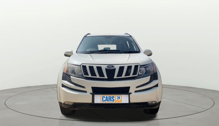 2015 Mahindra XUV500 W8, Diesel, Manual, 81,458 km, Front