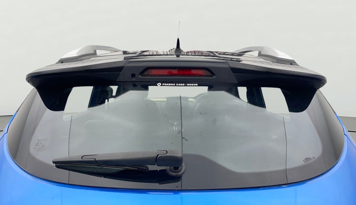 2022 Renault Kiger RXT (O) AMT DUAL TONE, Petrol, Automatic, 29,013 km, Rear Windshield