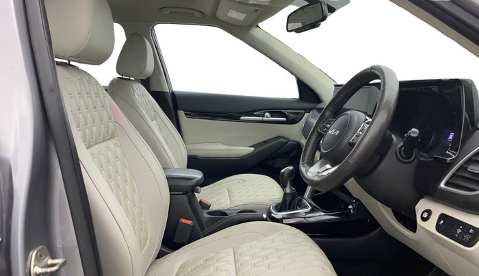 2022 KIA SELTOS HTX 1.5 PETROL, Petrol, Manual, 44,370 km, Right Side Front Door Cabin