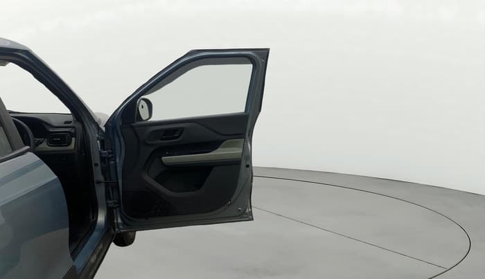 2024 Tata PUNCH ADVENTURE RHYTHM CNG, CNG, Manual, 41,180 km, RHS Front Door