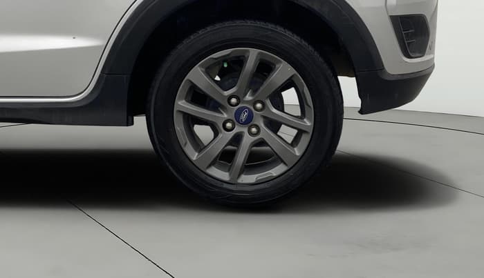 2019 Ford FREESTYLE TITANIUM 1.2 PETROL, Petrol, Manual, 82,703 km, Left Rear Wheel