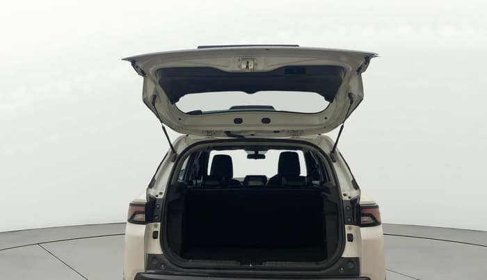 2023 Maruti BREZZA VXI SMART HYBRID, Petrol, Manual, 73,166 km, Boot Door Open