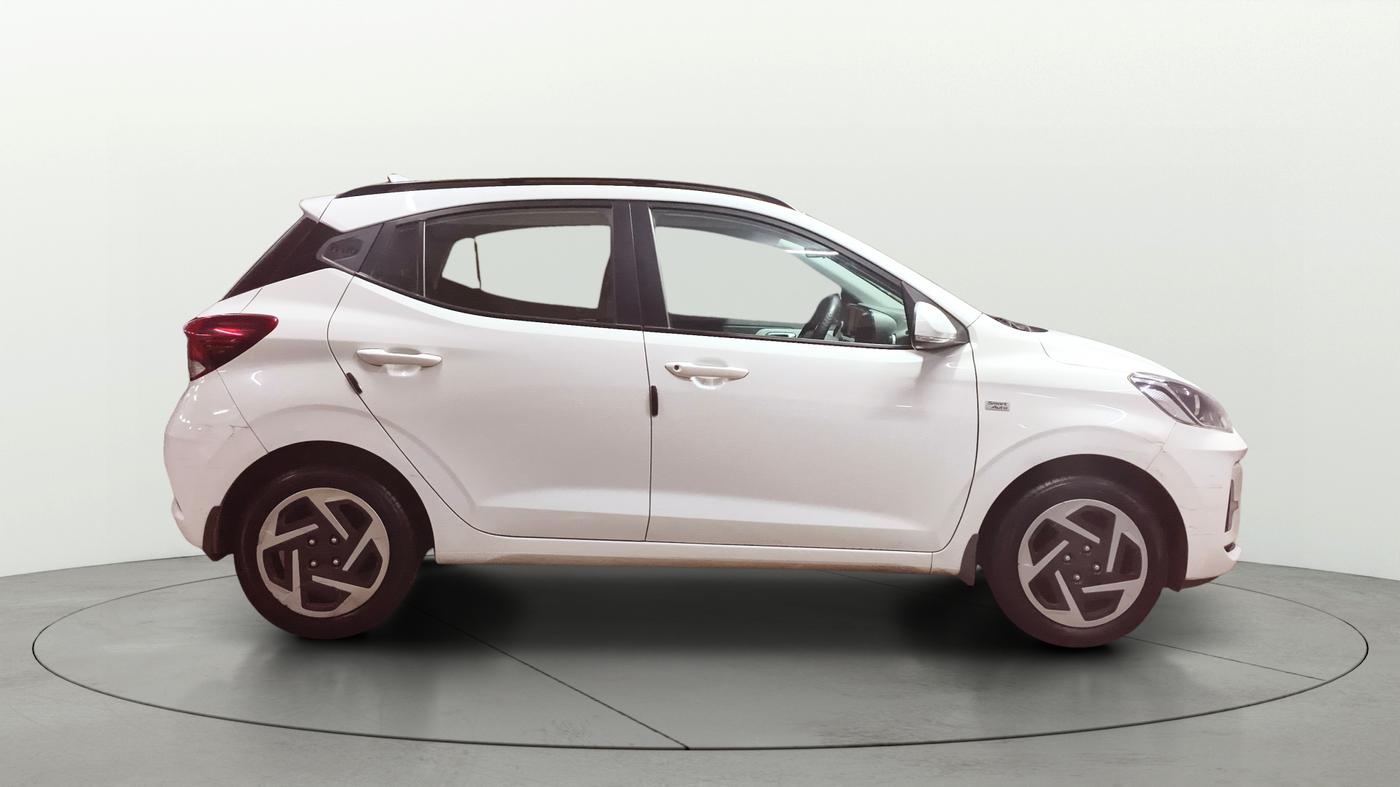 2025 Hyundai GRAND I10 NIOS SPORTZ AMT 1.2 KAPPA VTVT, Petrol, Automatic, 5,223 km, Right Side View