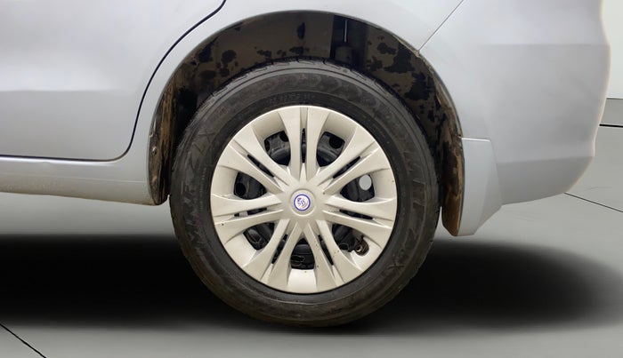 2012 Maruti Ertiga VXI, Petrol, Manual, 66,637 km, Left Rear Wheel