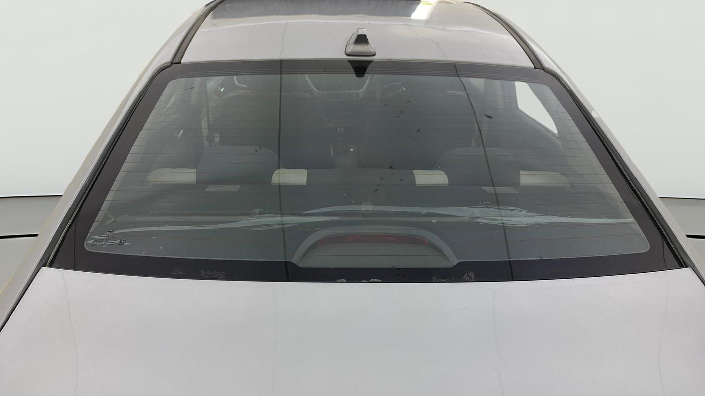 2019 Hyundai Verna 1.6 VTVT SX + AT, Petrol, Automatic, 47,759 km, Rear Windshield