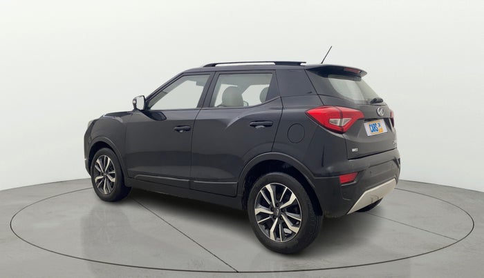 2019 Mahindra XUV300 W8 (O) 1.5 DIESEL, Diesel, Manual, 80,155 km, Left Back Diagonal