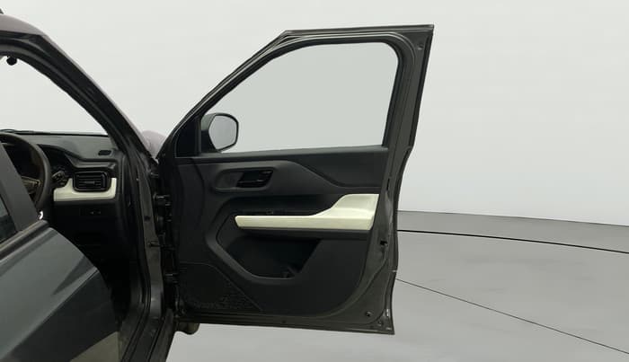 2023 Tata PUNCH PURE MT, Petrol, Manual, 19,777 km, RHS Front Door