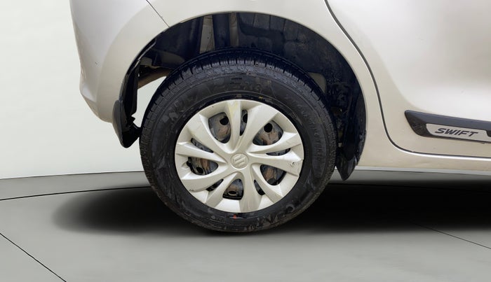 2019 Maruti Swift VXI, Petrol, Manual, 40,477 km, Right Rear Wheel