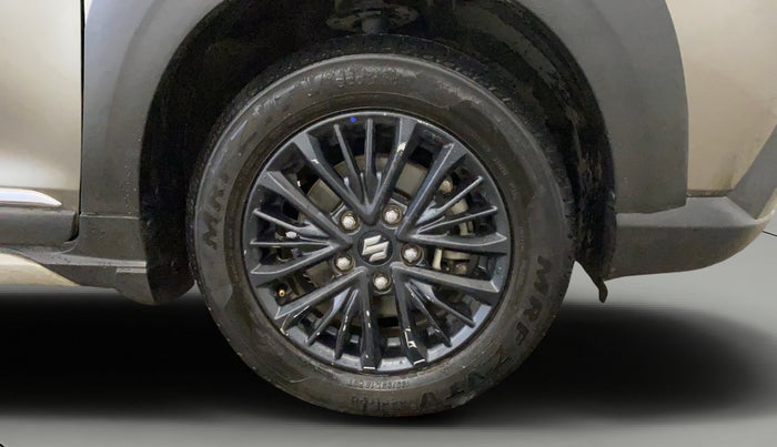 2021 Maruti XL6 ALPHA AT, Petrol, Automatic, 92,692 km, Right Front Wheel