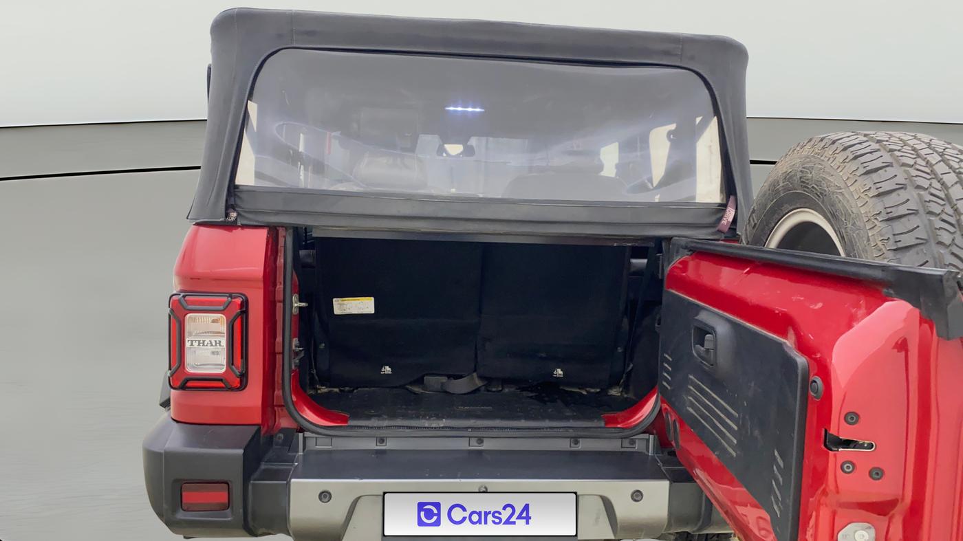 2021 Mahindra Thar LX D 4WD AT CONVERTIBLE, Diesel, Automatic, 93,835 km, Boot Open Zoomed View
