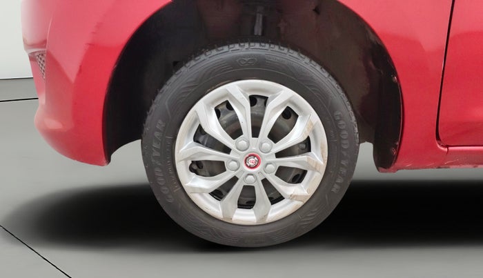 2014 Datsun Go T, Petrol, Manual, 56,582 km, Left Front Wheel