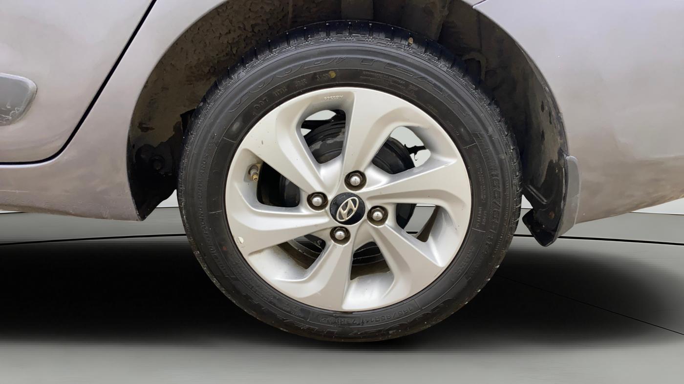 2017 Hyundai Xcent SX 1.2, Petrol, Manual, 75,896 km, Left Rear Wheel