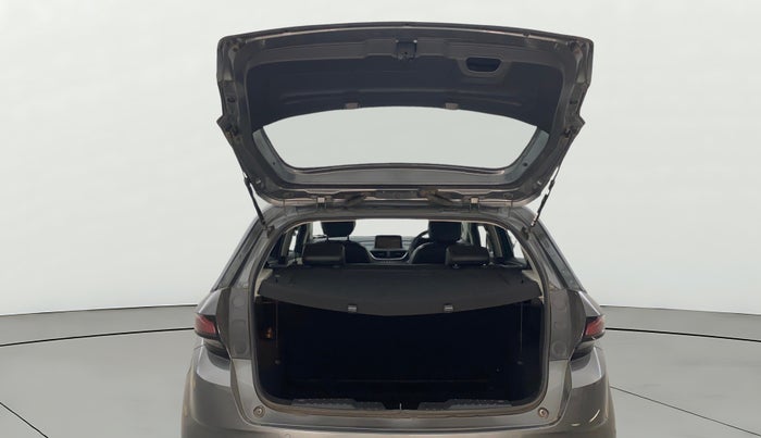 2023 Tata ALTROZ XZ PETROL, Petrol, Manual, 20,328 km, Boot Door Open