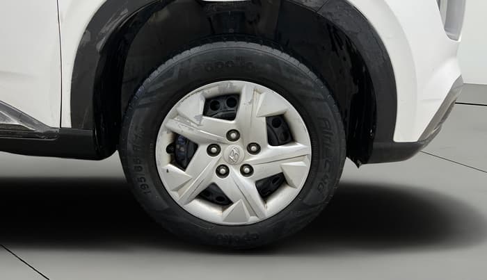 2021 Hyundai VENUE S 1.2, Petrol, Manual, 36,784 km, Right Front Wheel