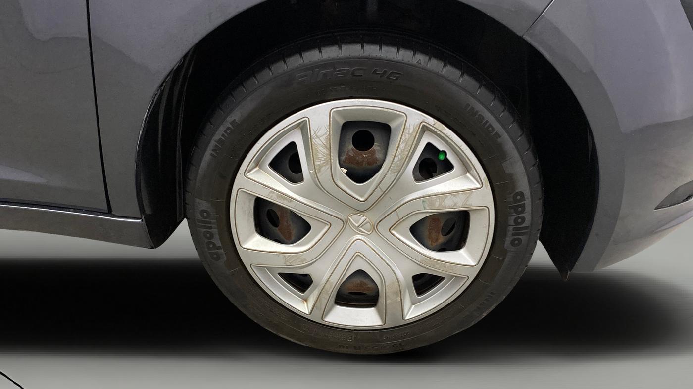 2022 Tata ALTROZ XM PLUS PETROL, Petrol, Manual, 61,333 km, Right Front Wheel