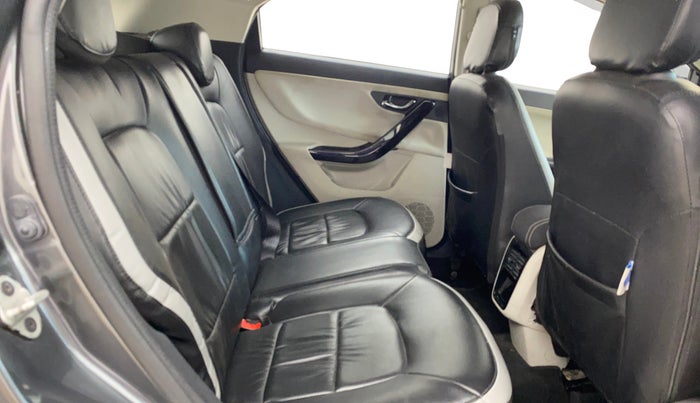 2021 Tata NEXON XZ PLUS PETROL SUNROOF, Petrol, Manual, 30,391 km, Right Side Rear Door Cabin