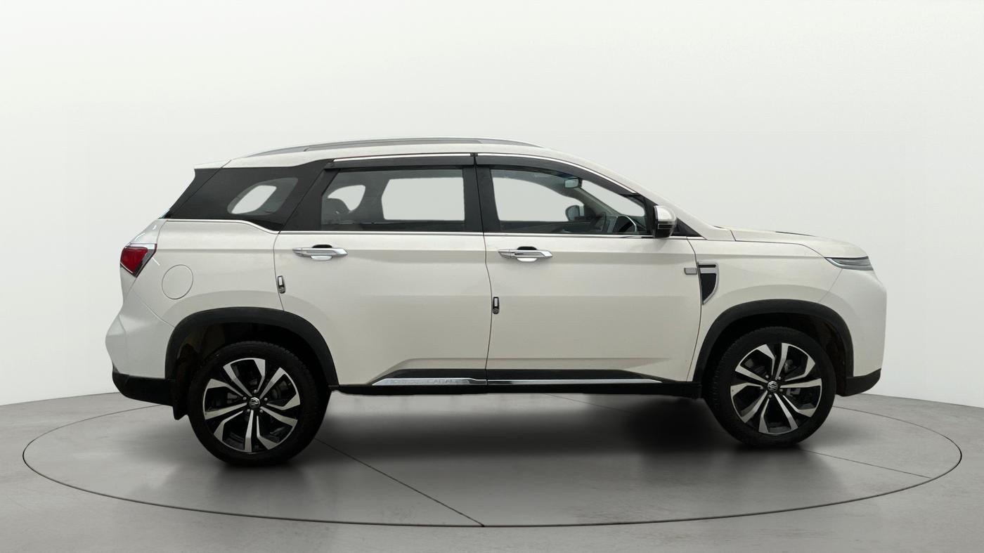 2023 MG HECTOR SHARP PRO 1.5 PETROL TURBO CVT PETROL, Petrol, Automatic, 23,038 km, Right Side View