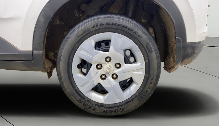 2022 Hyundai VENUE S(O) 1.2, Petrol, Manual, 49,959 km, Left Rear Wheel