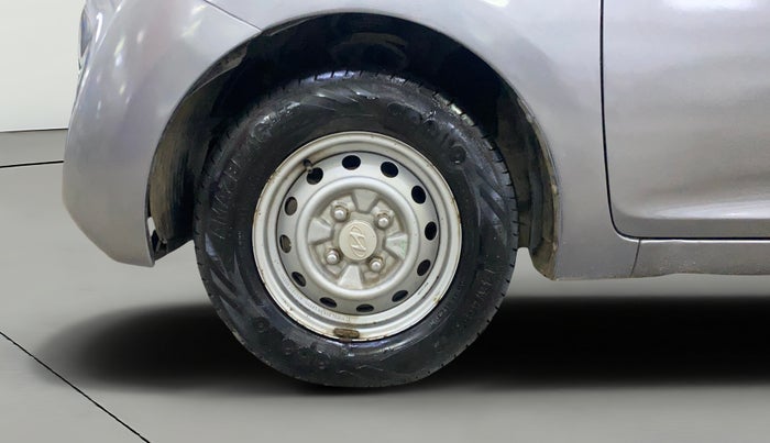 2012 Hyundai Eon ERA +, Petrol, Manual, 75,364 km, Left Front Wheel