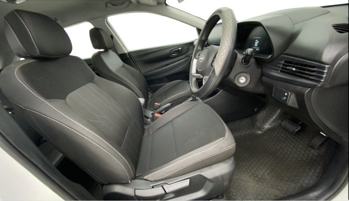 2023 Hyundai NEW I20 Sportz 1.2 IVT, Petrol, Automatic, 8,338 km, Right Side Front Door Cabin