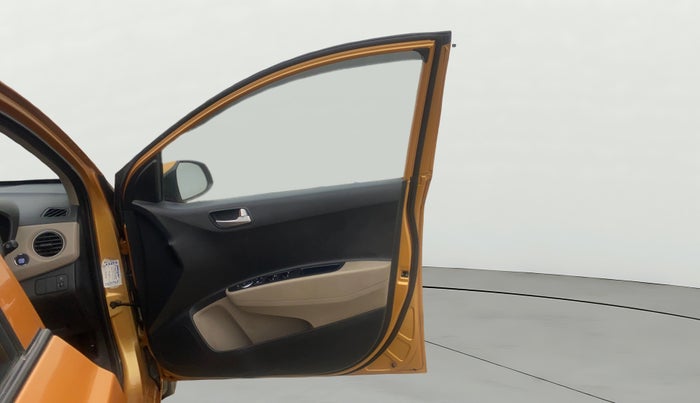 2015 Hyundai Grand i10 ASTA 1.2 KAPPA VTVT, Petrol, Manual, 47,435 km, RHS Front Door