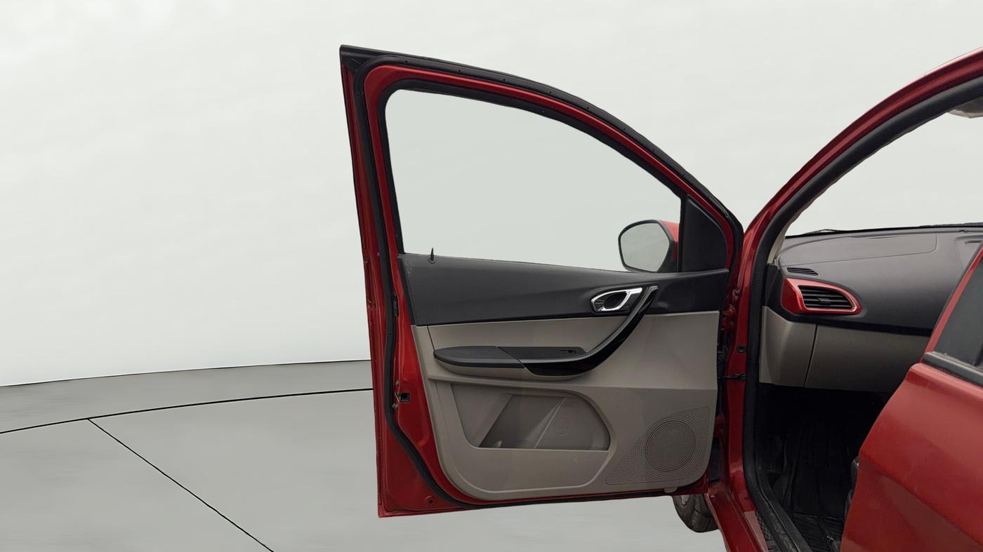 2019 Tata Tiago XZ PLUS PETROL, Petrol, Manual, 39,224 km, LHS Front Door