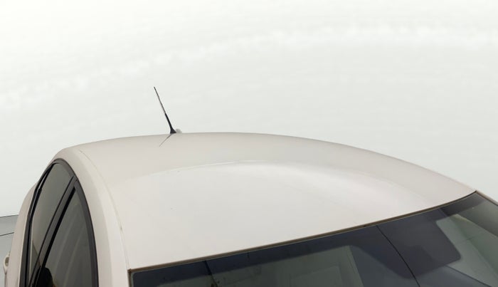 2013 Volkswagen Vento HIGHLINE 1.6 MPI, Petrol, Manual, 1,17,067 km, Roof