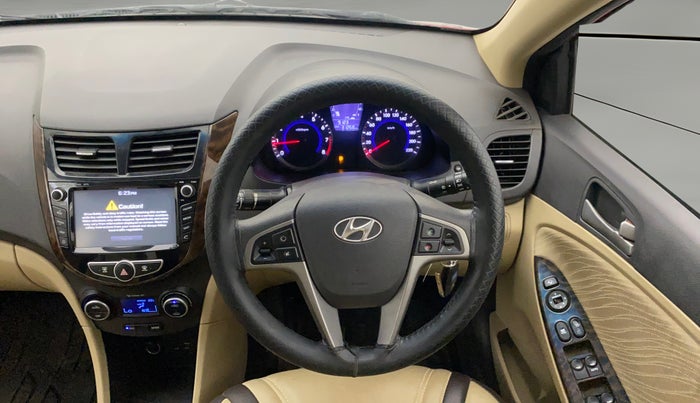 2016 Hyundai Verna 1.6 VTVT SX, Petrol, Manual, 31,268 km, Steering Wheel Close Up