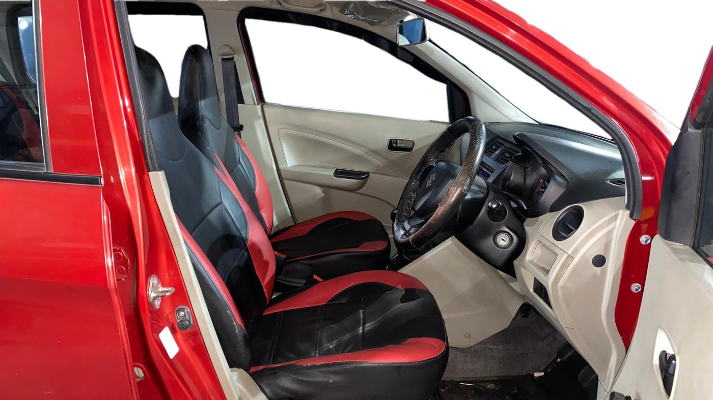 2014 Maruti Celerio LXI, Petrol, Manual, 26,646 km, Right Side Front Door Cabin