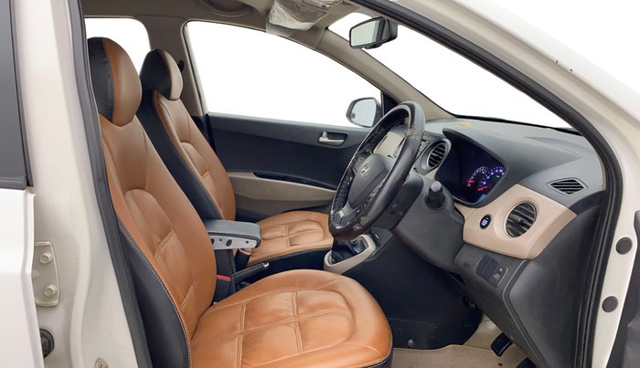 2014 Hyundai Xcent SX 1.2 (O), Petrol, Manual, 1,08,954 km, Right Side Front Door Cabin