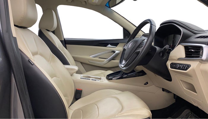 2023 MG HECTOR SHARP 1.5 PETROL CVT, Petrol, Automatic, 12,146 km, Right Side Front Door Cabin