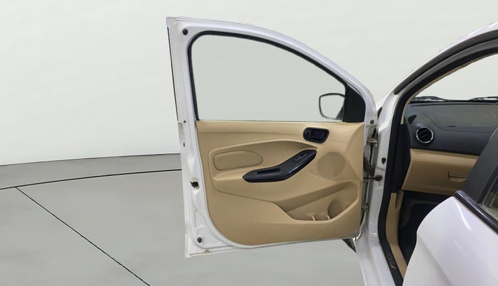 2018 Ford Figo Aspire TITANIUM 1.5 PETROL AT, Petrol, Automatic, 44,944 km, LHS Front Door