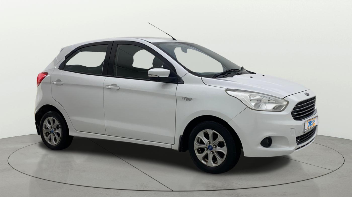2015 Ford New Figo TITANIUM1.5 DIESEL, Diesel, Manual, 74,800 km, SRP