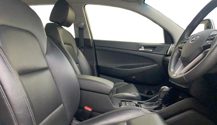 2020 Hyundai Tucson GLS 2WD AT PETROL, Petrol, Automatic, 28,663 km, Right Side Front Door Cabin