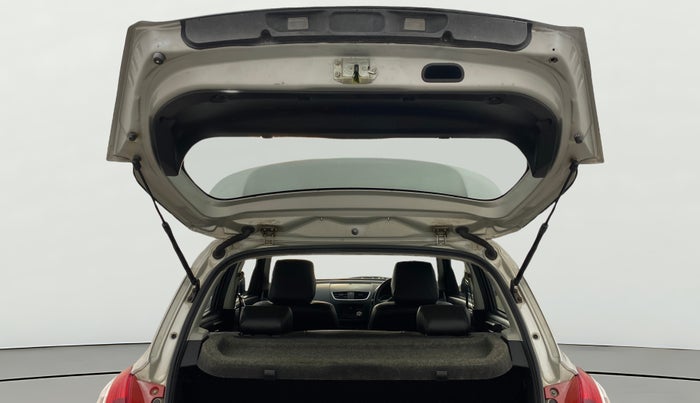 2014 Maruti Swift VXI, Petrol, Manual, 72,574 km, Boot Door Open