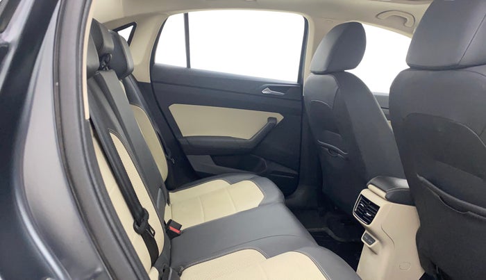 2023 Skoda SLAVIA STYLE 1.0L TSI MT, Petrol, Manual, 33,549 km, Right Side Rear Door Cabin