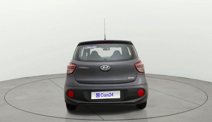 2017 Hyundai Grand i10 MAGNA AT 1.2 KAPPA VTVT, Petrol, Automatic, 67,036 km, Back/Rear