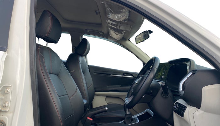 2021 KIA SONET HTX 1.0 IMT, Petrol, Manual, 31,944 km, Right Side Front Door Cabin