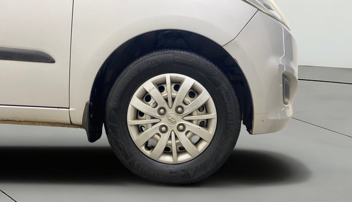 2013 Hyundai i10 MAGNA 1.1, Petrol, Manual, 59,689 km, Right Front Wheel