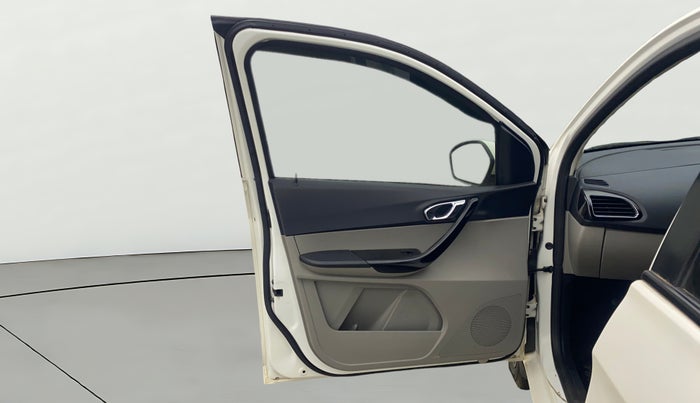2019 Tata Tiago XZ PETROL, Petrol, Manual, 78,964 km, LHS Front Door