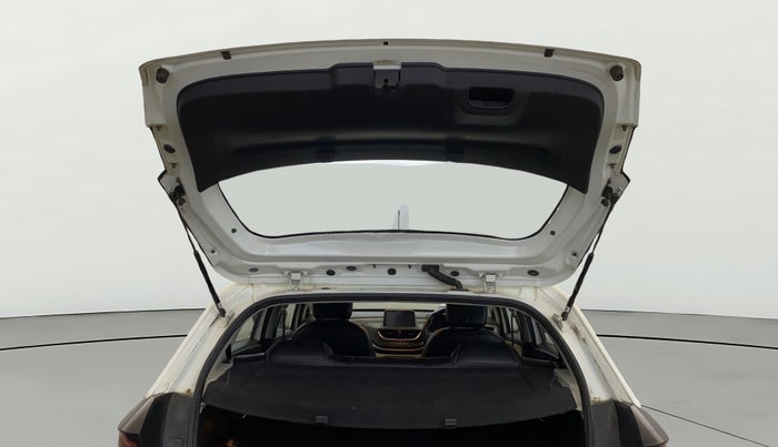 2021 Tata ALTROZ XT PETROL, Petrol, Manual, 61,105 km, Boot Door Open