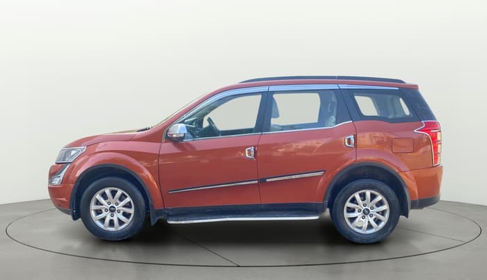 2017 Mahindra XUV500 W10 AT, Diesel, Automatic, 84,161 km, Left Side